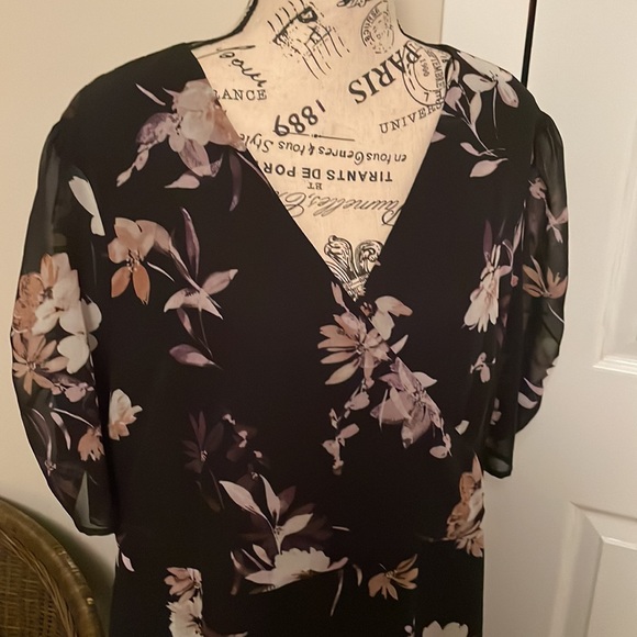 💕4/$25💕 NWT- Le Chateau dress - Picture 6 of 10